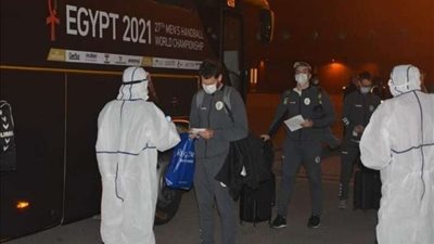 منتخب الأرجنتين يصل القاهرة للمشاركة في بطولة كأس العالم لكرة اليد بمصر