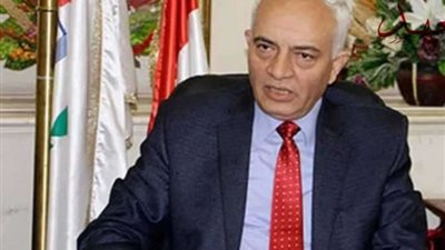 التعليم توافق على تأجيل امتحانات الطلاب المصريين العائدين من السودان