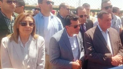 نيفين الكيلاني: وجود عدد من المسؤولين في العريش دلالة على دحر الإرهاب