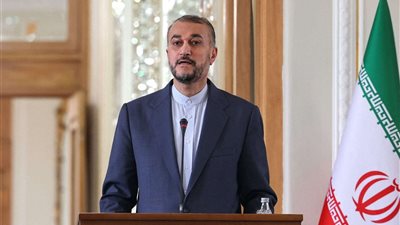 من بيروت وزير الخارجية الإيراني: أمن لبنان من أمن المنطقة