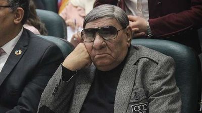 نكشف الحالة الصحية للإعلامي مفيد فوزي