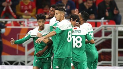 الرجاء المغربي يرفع قيمة المكافآت المرصودة للاعبيه في حال تخطي عقبة الأهلي