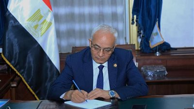 حجازي: برنامج تدريبي لرؤساء ومراقبي أول لجان الثانوية العامة بشأن الإجراءات الخاصة بأعمال الامتحان