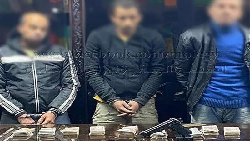 عقود بيع وإيصالات أمانة.. كشف ملابسات سرقة مقاول بالإكراه بالجيزة