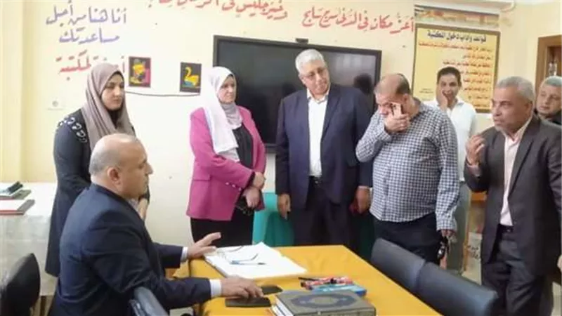 تعليم «دمياط» تتابع جاهزية المدارس لاستقبال امتحانات الترم الثاني