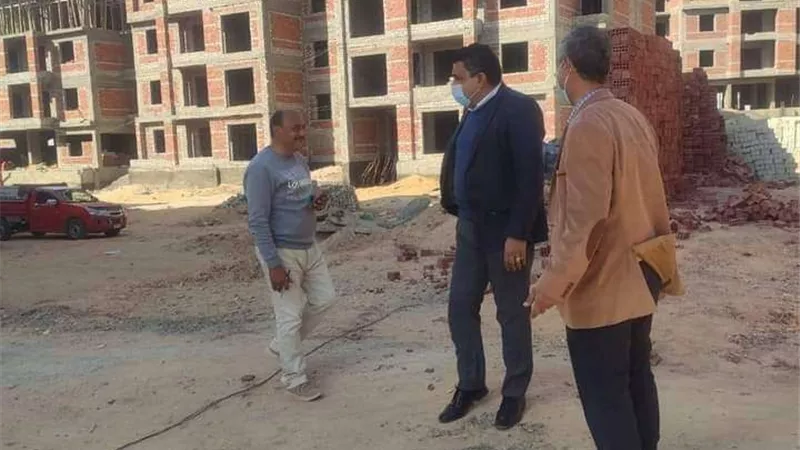 رئيس جهاز مدينة ملوى الجديدة يتفقد أعمال تنفيذ 1024 وحدة سكنية بمشروع 