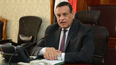 استمرار تطبيق المواعيد الصيفية لفتح وغلق المحال التجارية
