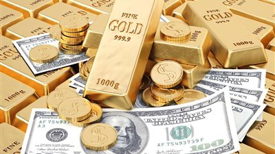 تراجع أسعار الذهب منتصف تعاملات الجمعة