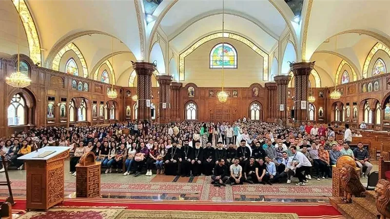 إيبارشية الفيوم تنظم لقاء «بي منريت» للشباب الجامعي| صور