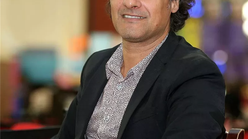 خاص.. المغربي عزيز بنيج: الأهلي يمتلك أفضلية والتسجيل المبكر سبيل الرجاء للتأهل