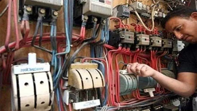 بـ50 مليون و639 ألف جنيه.. ضبط 70 ألف قضية سرقة تيار كهربائى خلال أسبوع