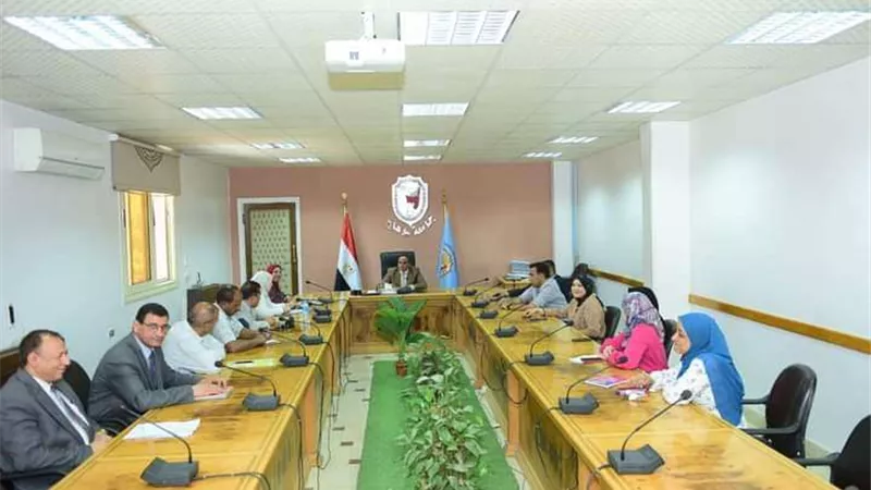 جامعة سوهاج تعقد الاجتماع التحضيري لإطلاق مؤتمر البيئة الدولي الأول ٨ مايو القادم