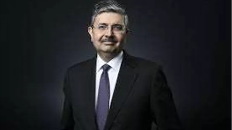كوتاك: الدولار الأمريكي أكبر إرهابي مالي في العالم