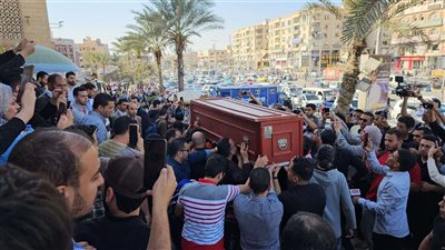 بحضور نجوم الفن.. صور جنازة الفنان الراحل مصطفى درويش
