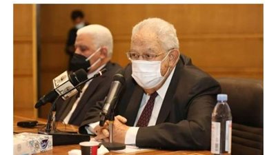 بعد حلف اليمين.. نقيب المحامين يوجه نصيحة للأعضاء الجدد