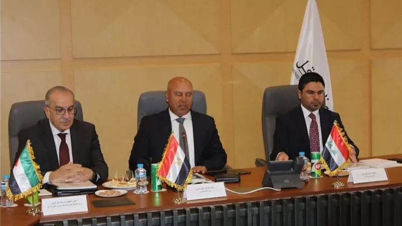 وزيرا النقل المصري والأردني يشهدان انعقاد اجتماع الجمعية العمومية لشركة الجسر العربي للملاحة
