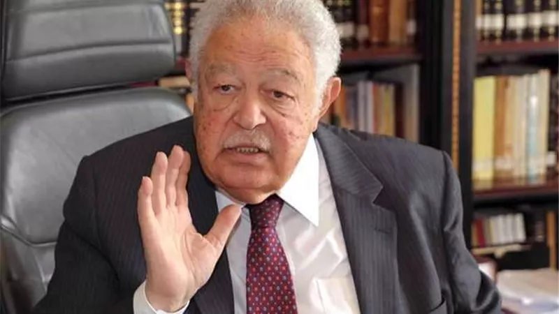 من سبعة بنود.. نقيب المحامين يصدر إيضاحا إلى خريجي التعليم المفتوح