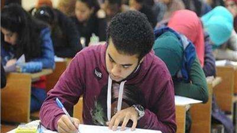امتحانات الصف الأول