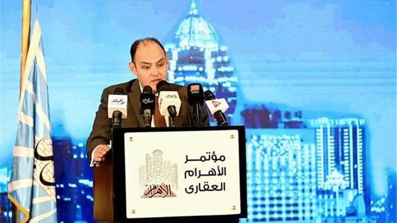 وزير الصناعة: تهتم الدولة بدعم حركة العمران والتشييد لتوفير حياة كريمة للمواطنين