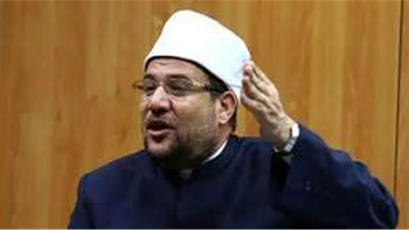 وزير الأوقاف ينعي أسر الائمة المتوفيين في حادث الوادي الجديد