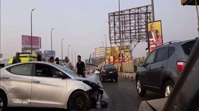 مصرع 3 أشخاص وإصابة 7 آخرين في حادث تصادم بطريق السويس