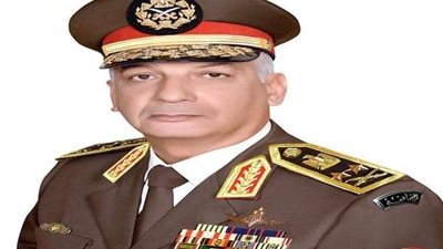 القوات المسلحة تهنئ وزير الداخلية بمناسبة عيد الشرطة