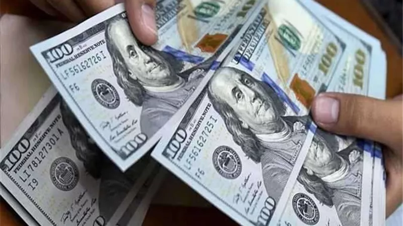 استقرار الدولار منتصف تعاملات اليوم في البنوك