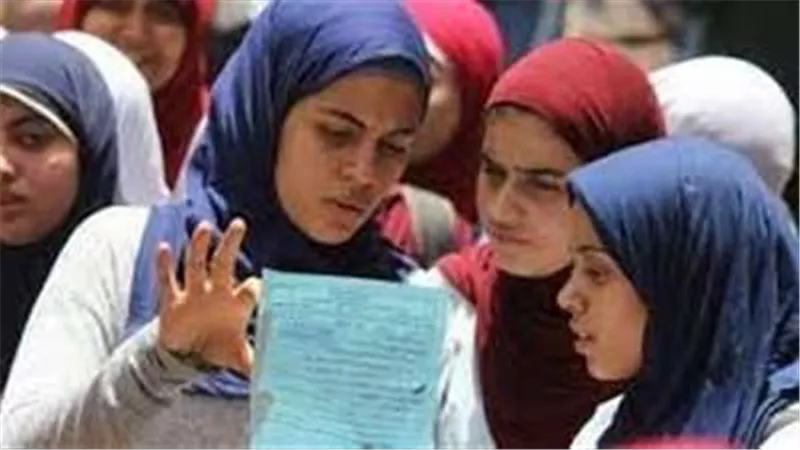 الحضور قبلها بنصف ساعة.. تنبيهات عاجلة من «التعليم» للطلاب قبل بدء الامتحانات غدًا
