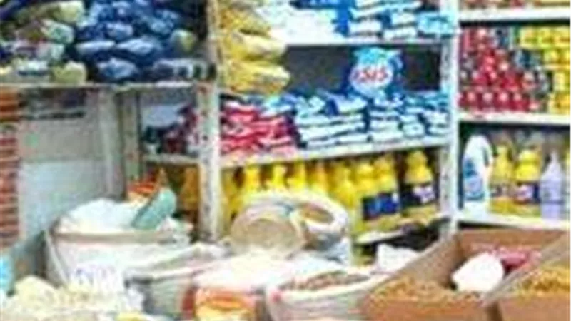ضبط تاجر تمويني يتصرف بالسلع لبيعها بالسوق السوداء بالشرقية