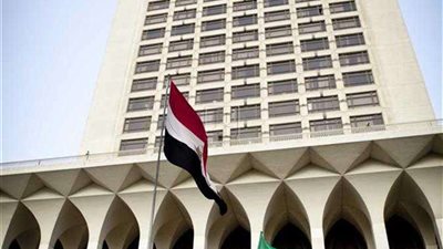 مصر تعفي سفينة إنقاذ خزان صافر قبالة السواحل اليمنية من رسوم عبور قناة السويس