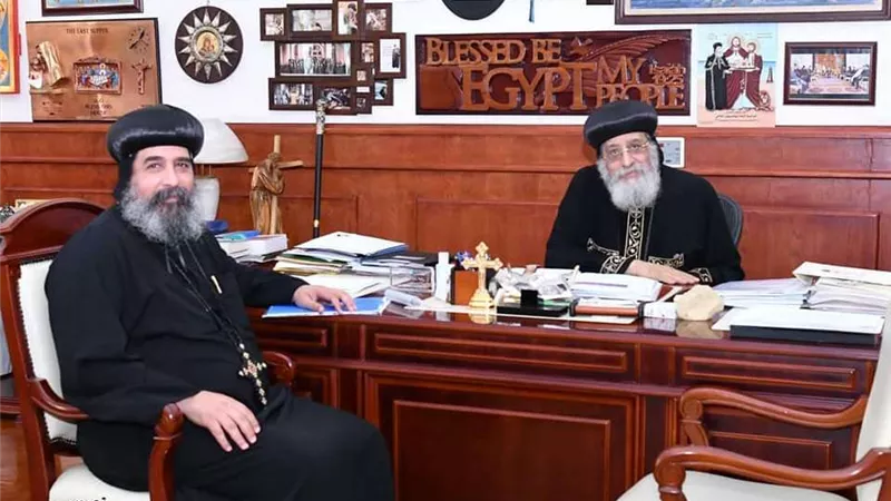 البابا تواضروس يستقبل الأسقف العام لإيبارشية المحلة الكبرى