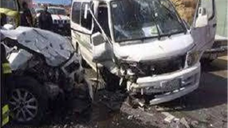 إصابة 9 أشخاص إثر انقلاب ميكروباص على طريق الإسماعيلية الزقازيق