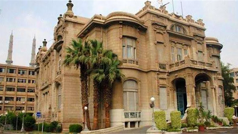 «التعليم العالي» و «السياحة والآثار» يفتتحان متحف قصر الزعفران بجامعة عين شمس