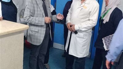 وكيل صحة الشرقية يتفقد الخدمات الطبية بمستشفى الصدر بالزقازيق