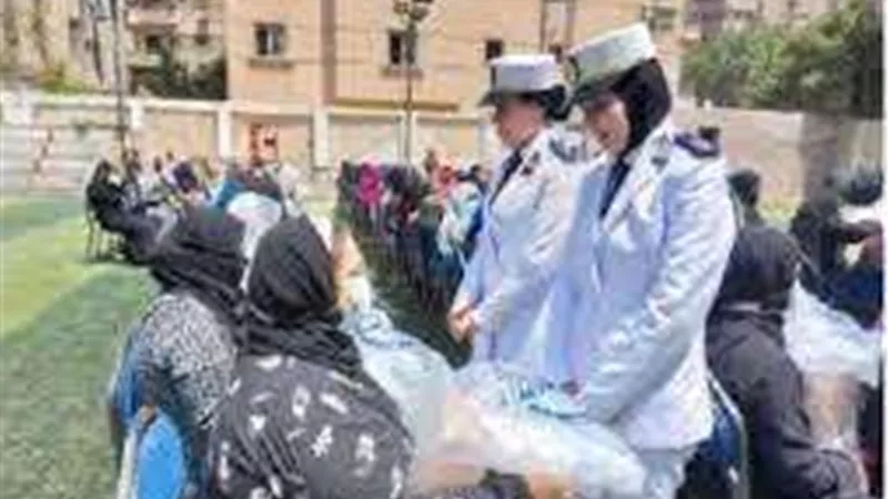 وزارة الداخلية توجه قوافل إنسانية وطبية بالشرقية والبحيرة