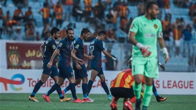 تعرف على تردد القنوات التى ستعرض لقاء الأهلي والترجي