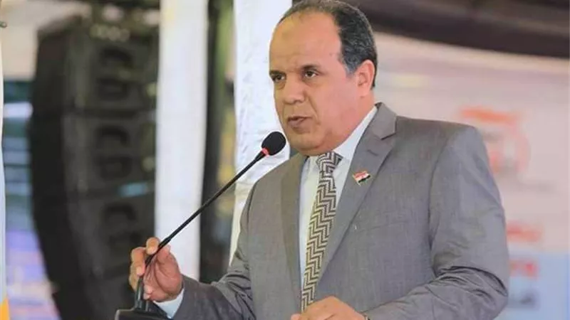 وكيل القوي العاملة يتقدم بطلب إحاطة لـ