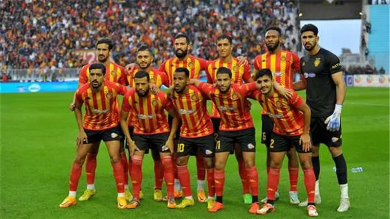 تشكيل الترجي.. الدبشي حارسا وثلاثي هجوم أمام الأهلي