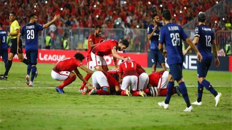 30 دقيقة.. الأهلي يتقدم على الترجي التونسي بنصف نهائي دوري أبطال إفريقيا