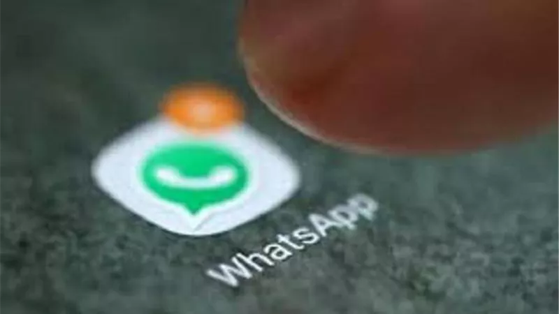 خبير أمني يحذر من رسالة خبيثة على واتساب