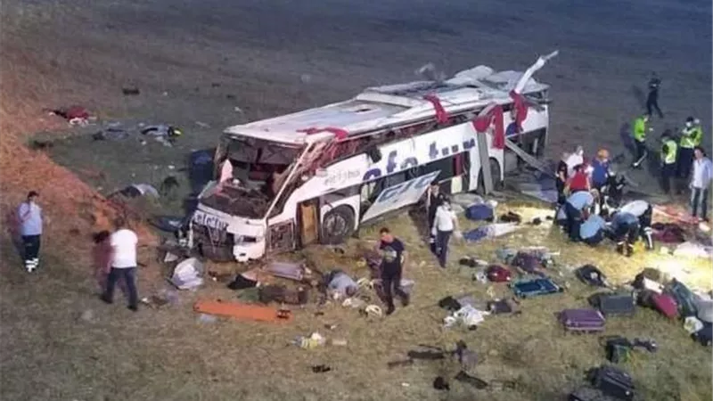 مصرع 24 شخصا من رواد الكنيسة في هذه البلد في حادث بشع