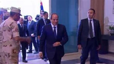 الرئيس السيسي يصل شرق العوينات لافتتاح موسم حصاد القمح
