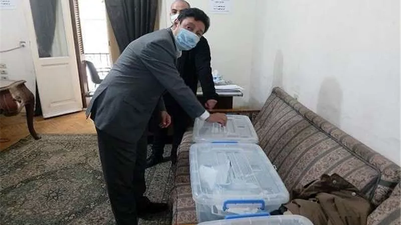 نقيب البيطريين يدلى بصوته فى انتخابات النقابة الفرعية بالقاهرة