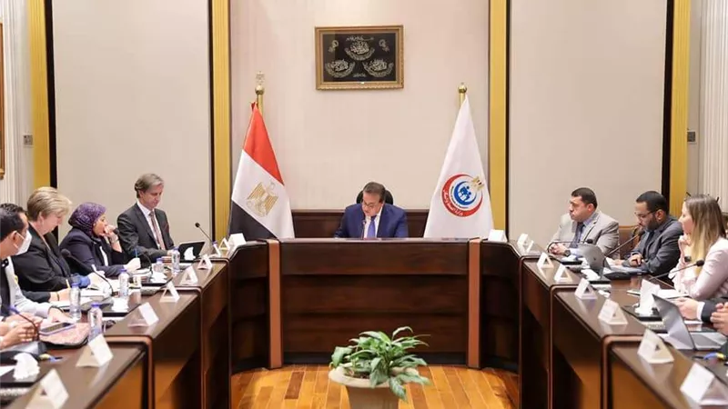 وزير الصحة يبحث مع ممثل الأمم المتحدة التوسع في المشروعات الصحية