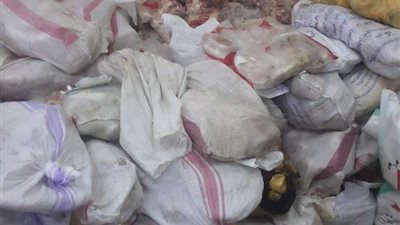 ضبط 17 طن رومي وسمان غير صالحة للاستهلاك الأدمي بالقليوبية