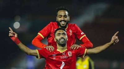 العامري فاروق يثير الجدل بشأن تجديد عقد كهربا والشحات