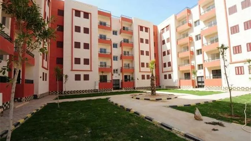 الإسكان تعلن البدء في فرش الوزارات بالعاصمة الإدارية الجديدة