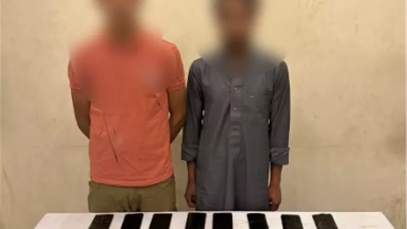 حبس شخصين لحيازتهما 2,5 كيلو حشيش بقصد الإتجار بالشروق