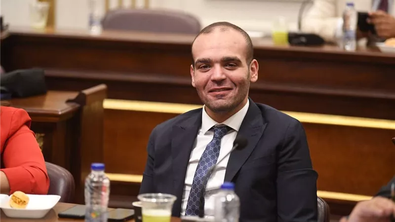 برلماني يطالب بخطة ترويجية حول العالم لقرارات «الأعلى للاستثمار»