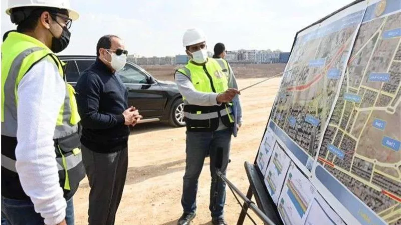 صفحة الرئيس تستعرض جانبا من تفقد السيسى لمشروع مركز النقل المتكامل
